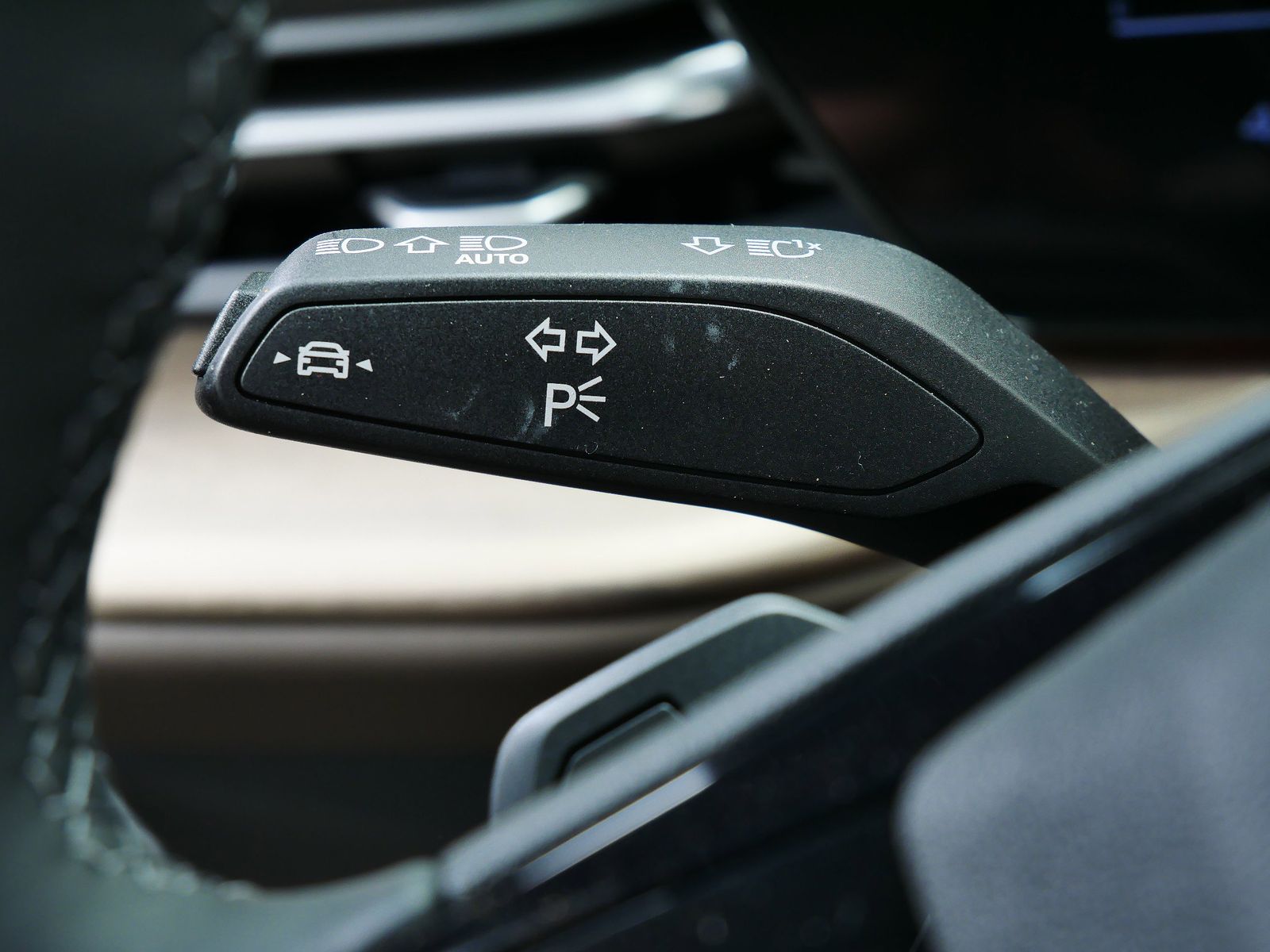 Thumbnail: 2025 Audi Q5 - 16