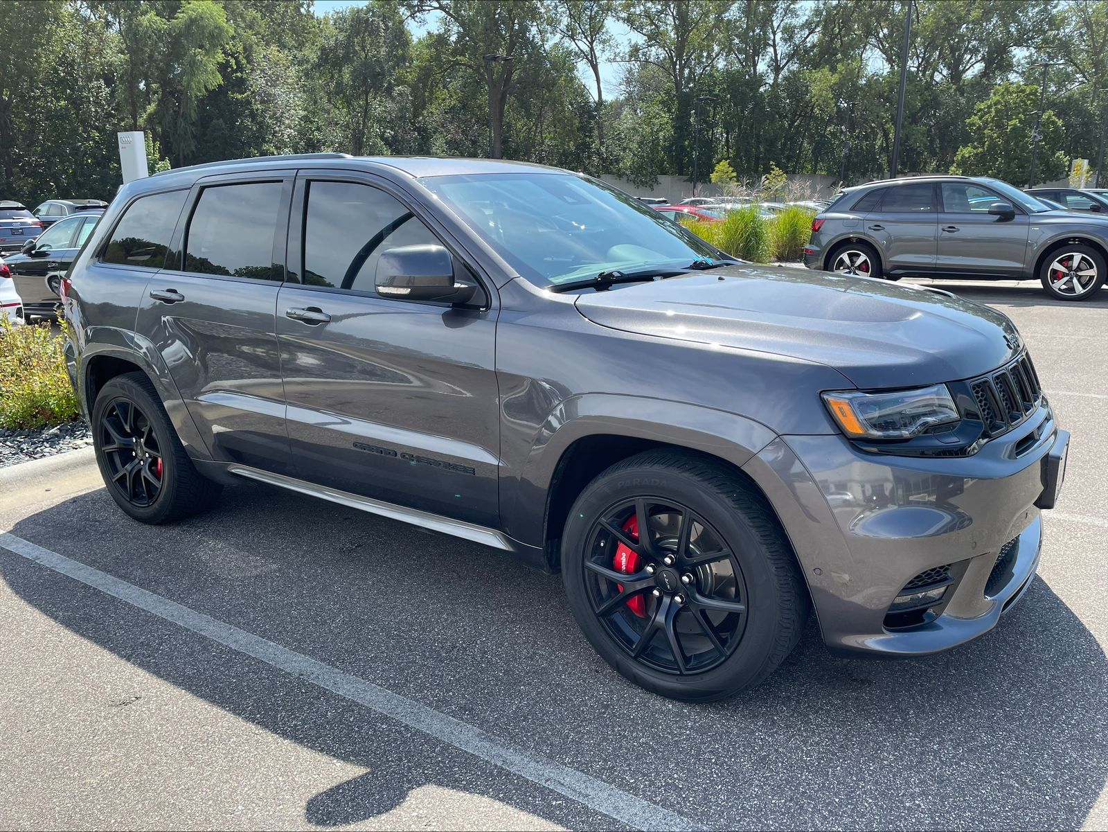 Used 2018 Jeep Grand Cherokee SRT with VIN 1C4RJFDJ2JC425066 for sale in Minneapolis, MN