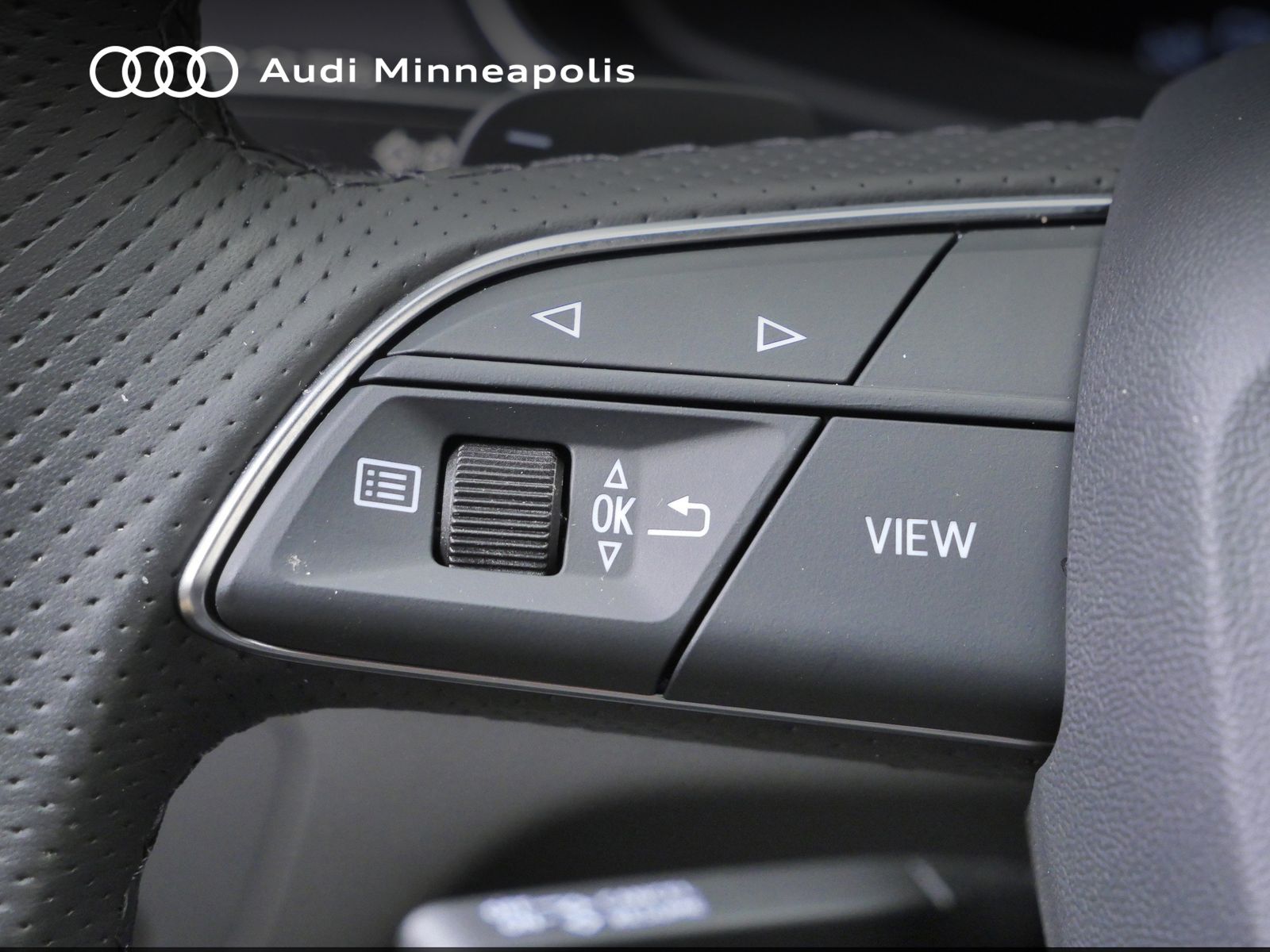 Thumbnail: 2025 Audi Q5 - 21