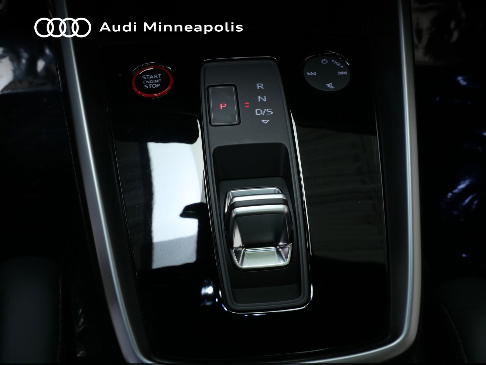 Thumbnail: 2023 Audi RS 3 - 22