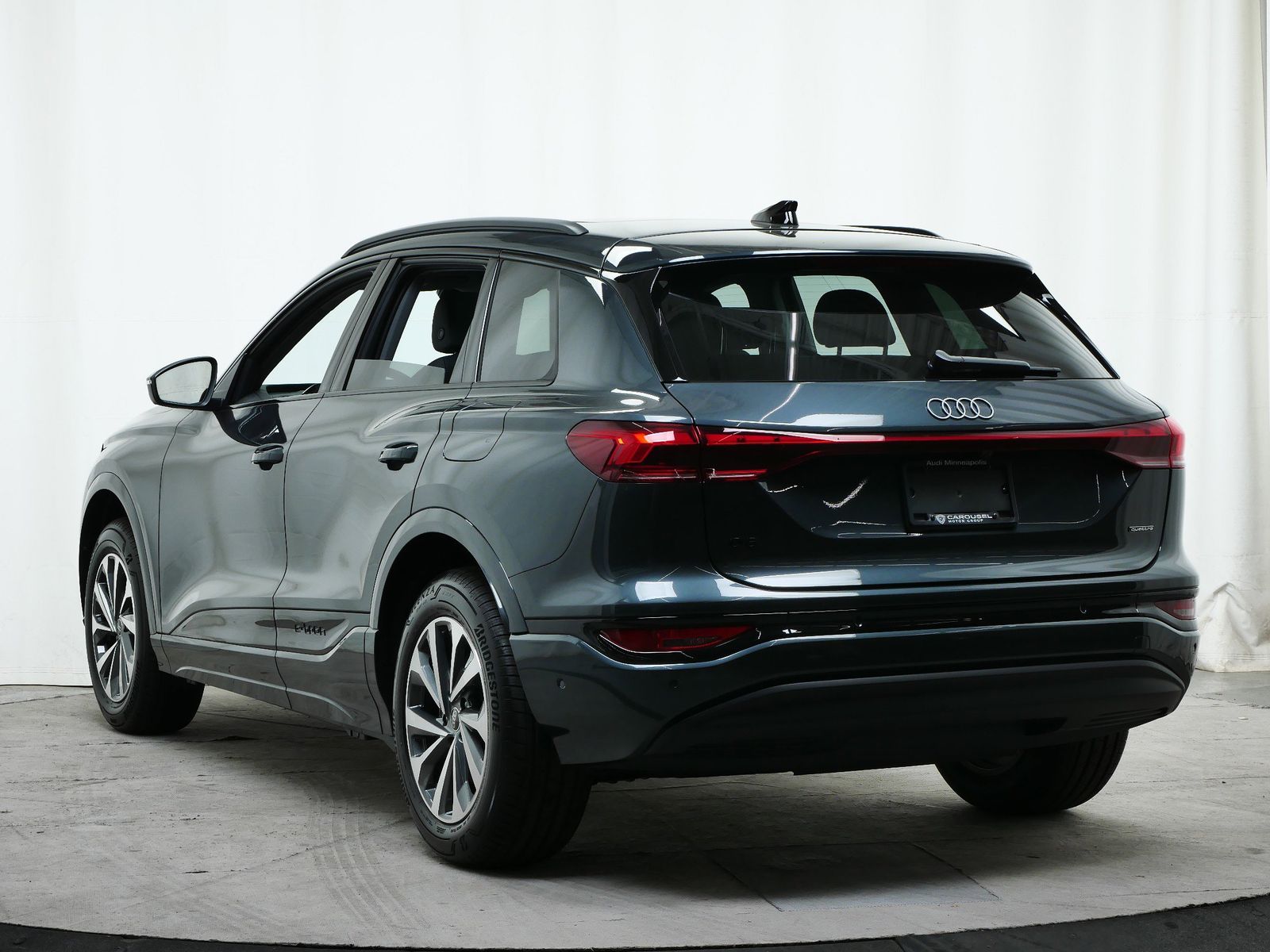 2025 Audi Q6 E-tron Premium photo 4