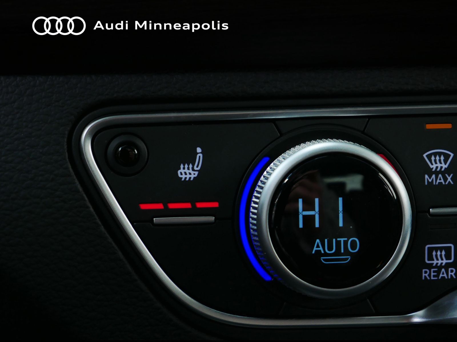 Thumbnail: 2023 Audi Q5 - 30