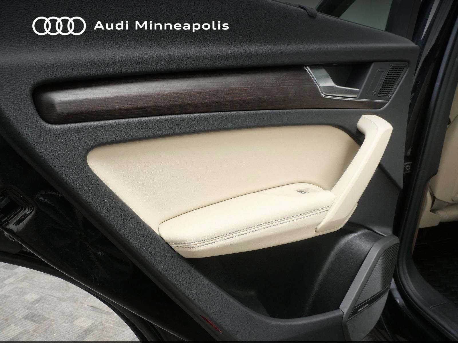 Thumbnail: 2023 Audi Q5 - 14
