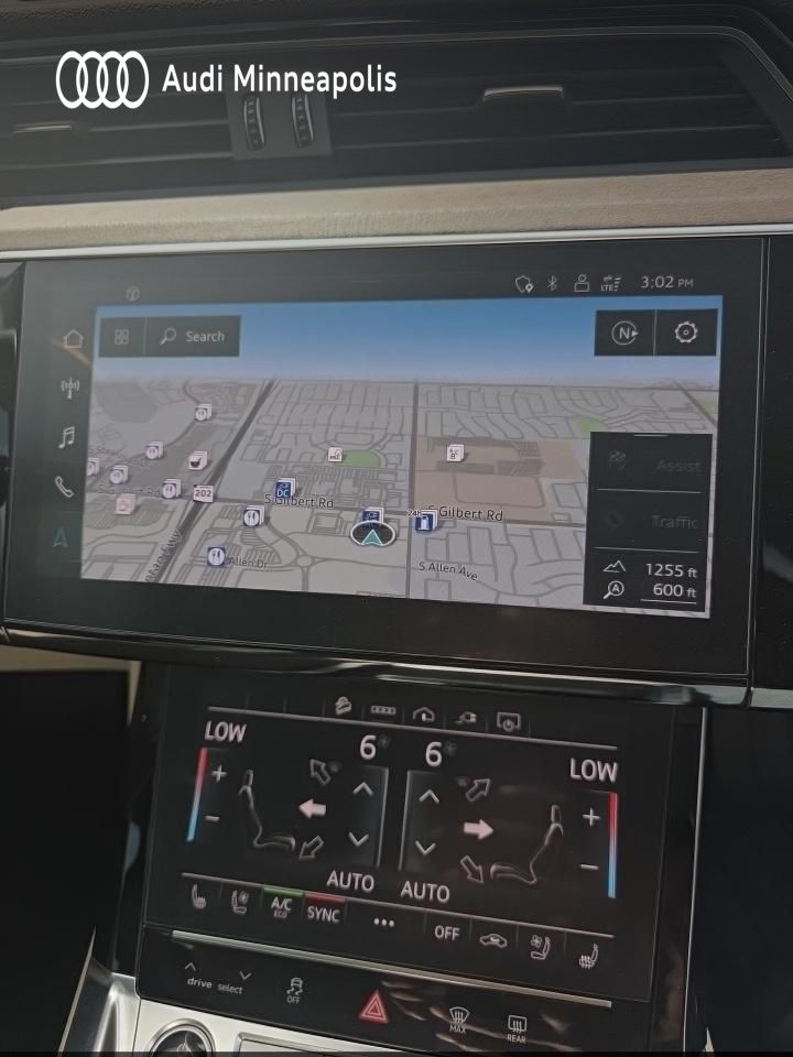 Thumbnail: 2024 Audi Q8 e-tron - 11