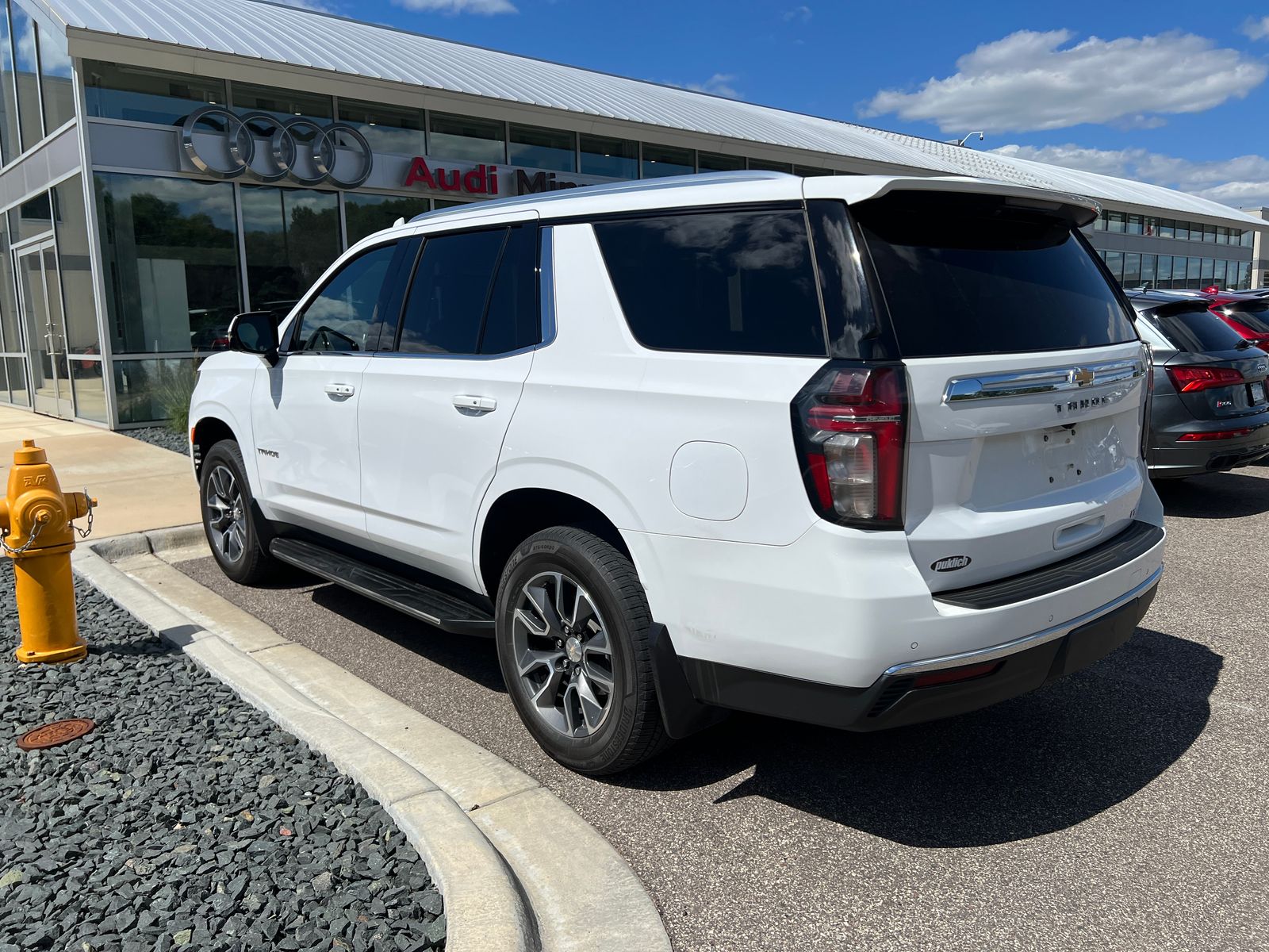 Thumbnail: 2021 Chevrolet Tahoe - 5