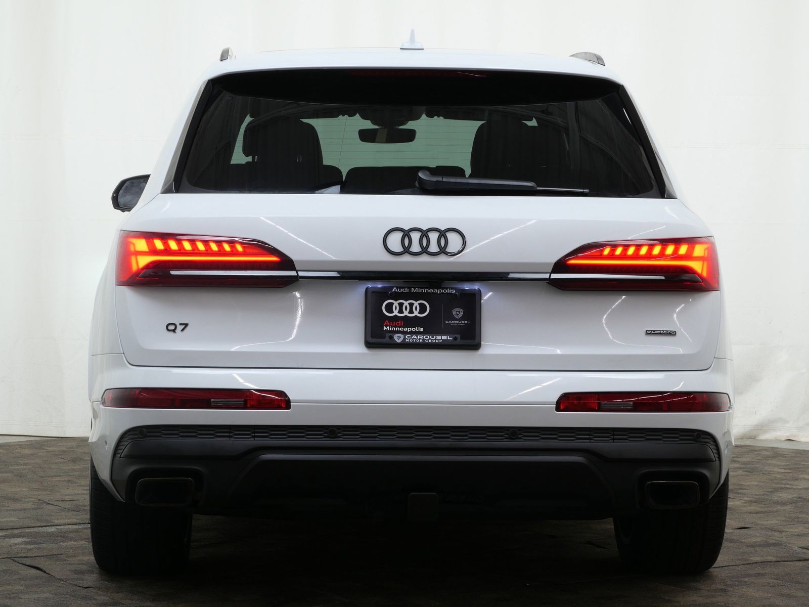 Thumbnail: 2026 Audi Q7 - 5
