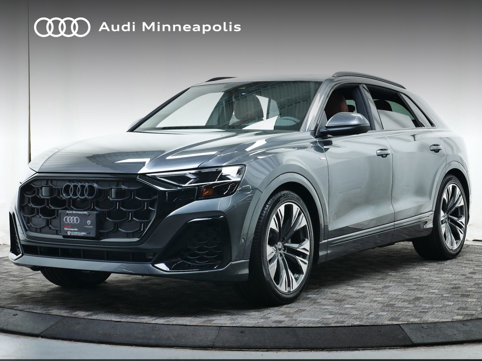 Thumbnail: 2025 Audi Q8 - 1