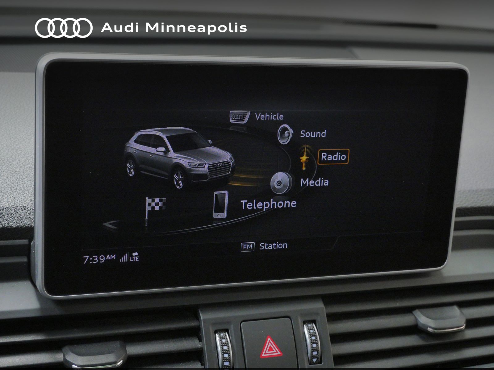Thumbnail: 2018 Audi Q5 - 24
