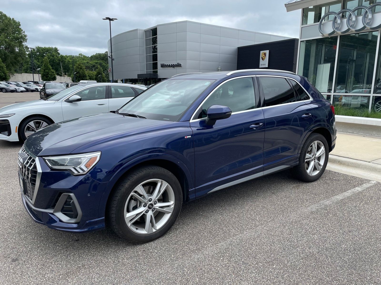 Thumbnail: 2023 Audi Q3 - 1