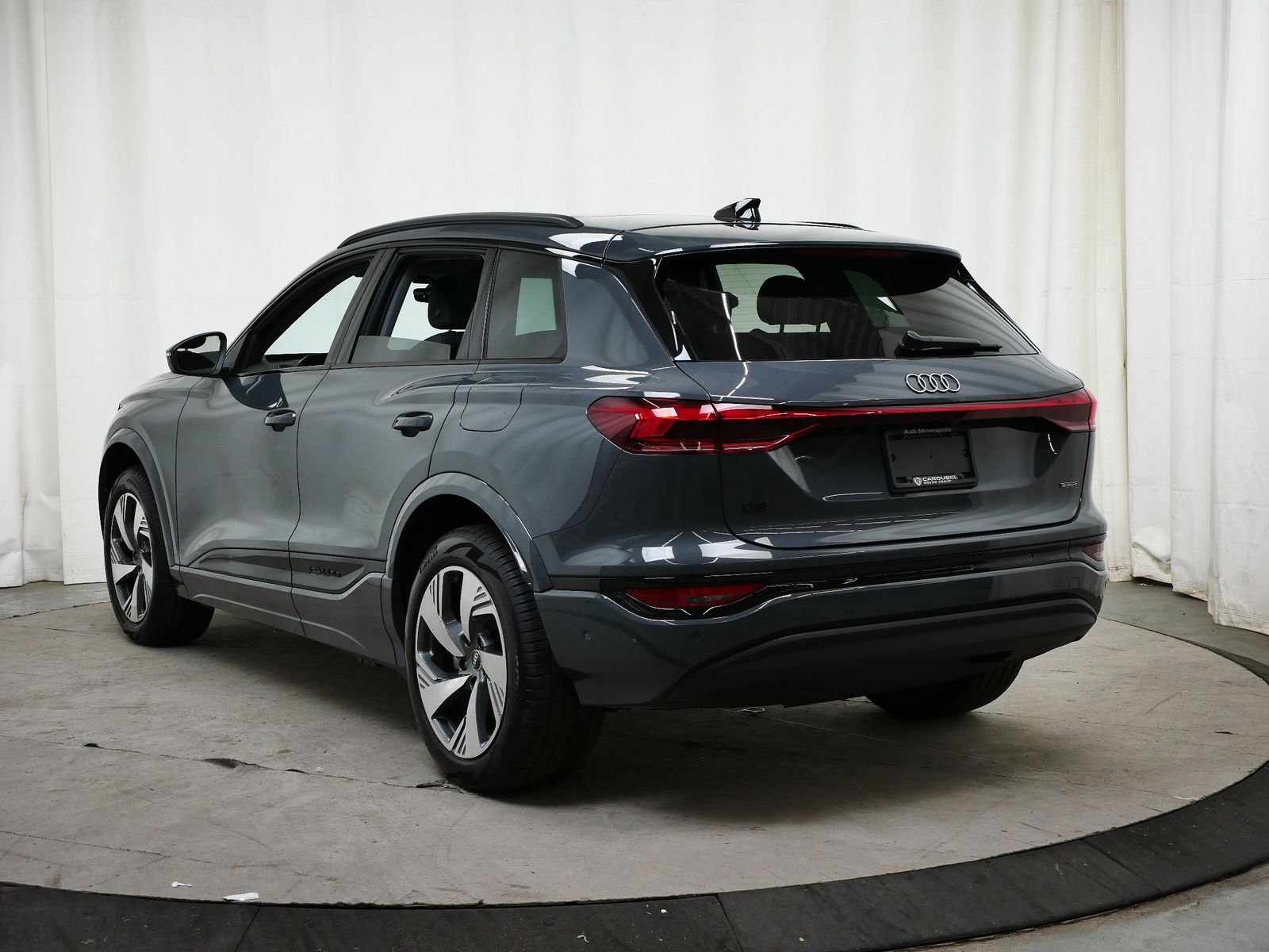 2025 Audi Q6 E-tron Premium photo 4