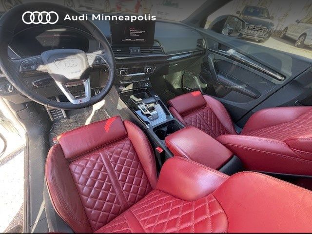 Thumbnail: 2023 Audi SQ5 - 2