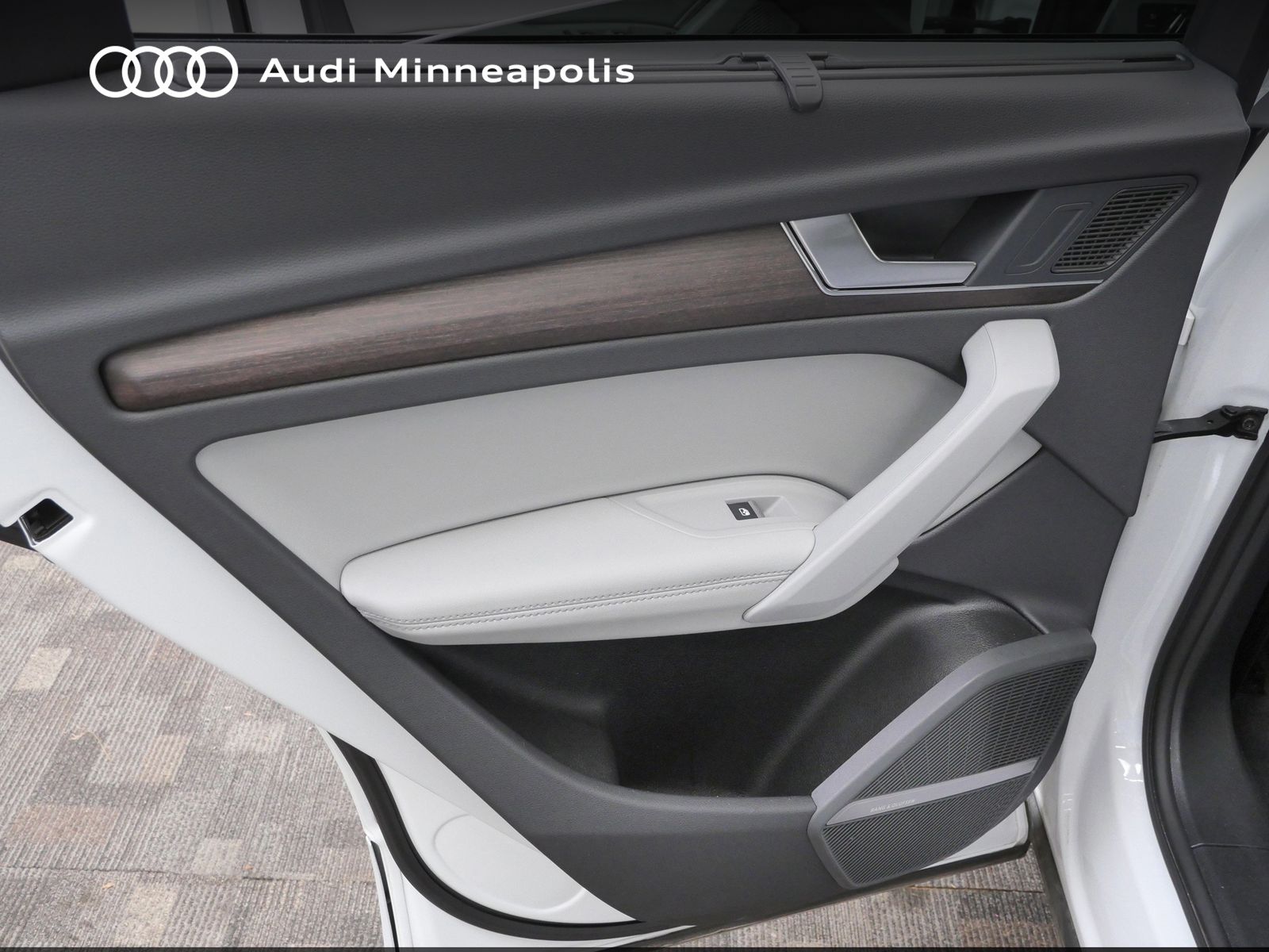 Thumbnail: 2023 Audi Q5 - 14