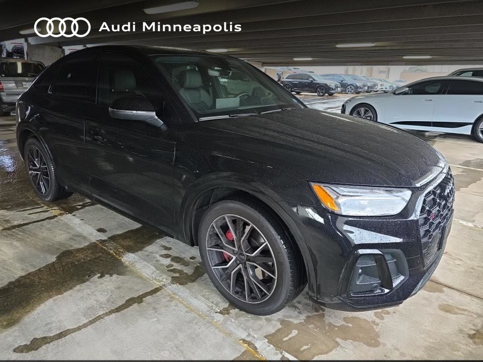 Thumbnail: 2023 Audi SQ5 - 3