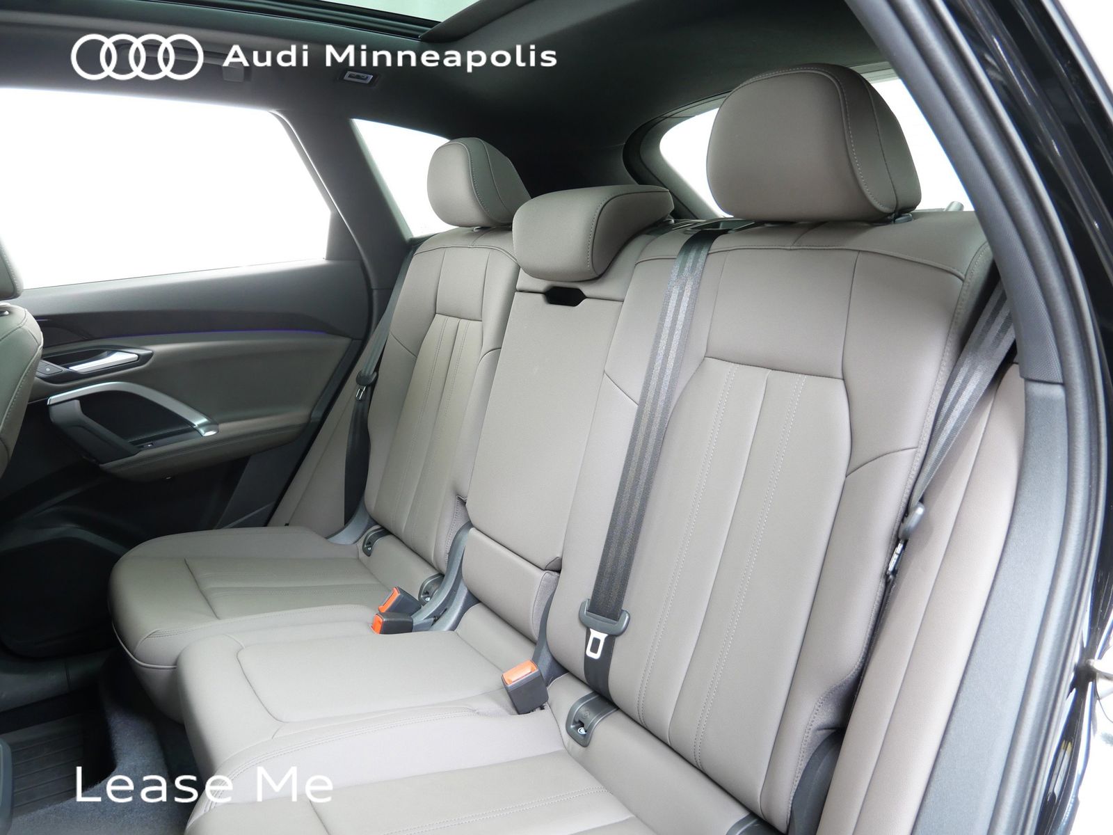 Thumbnail: 2025 Audi Q5 - 13