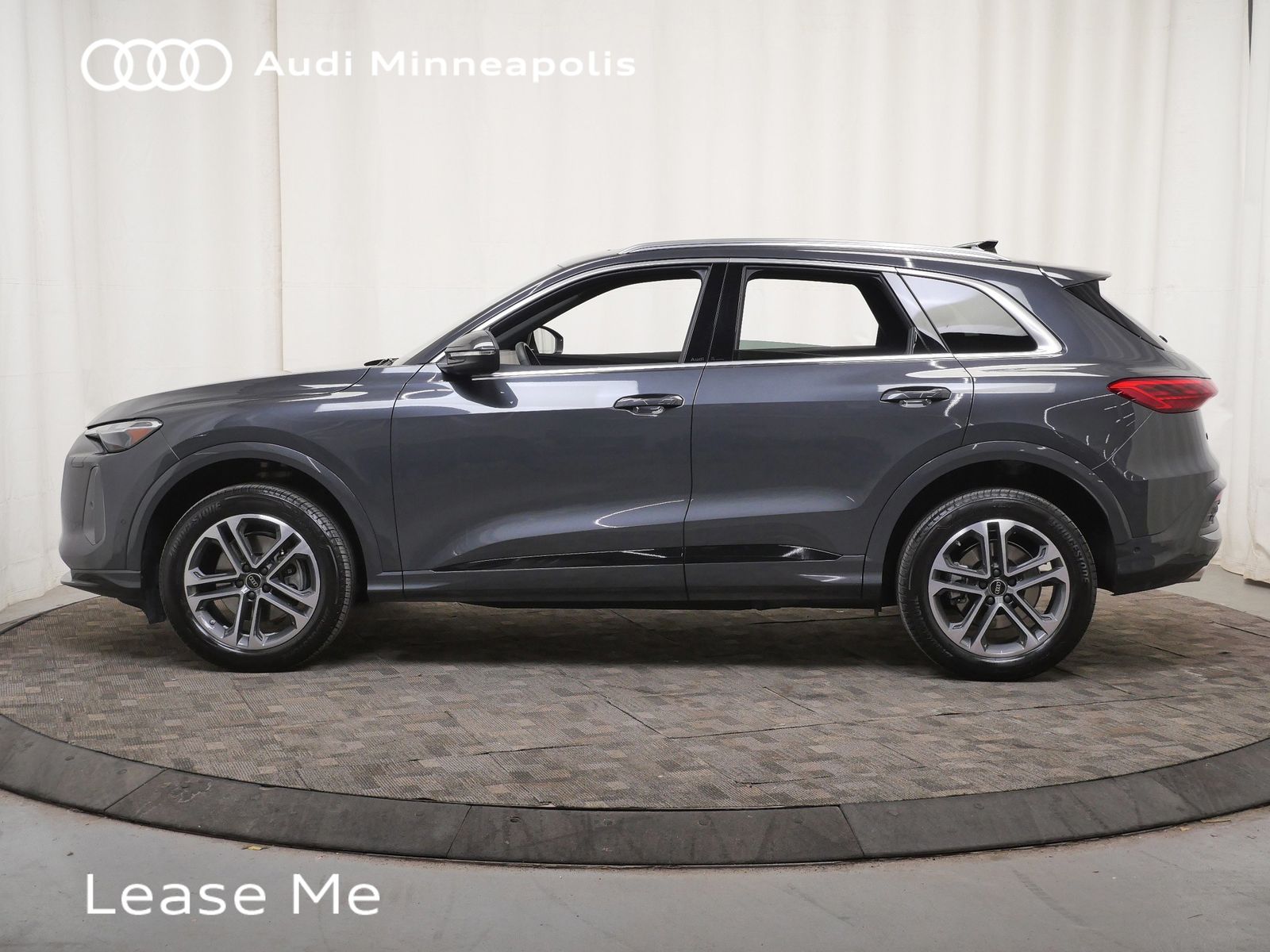 Thumbnail: 2025 Audi Q5 - 3