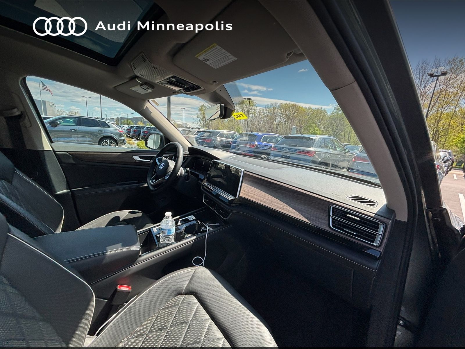 Thumbnail: 2024 Volkswagen Atlas - 19