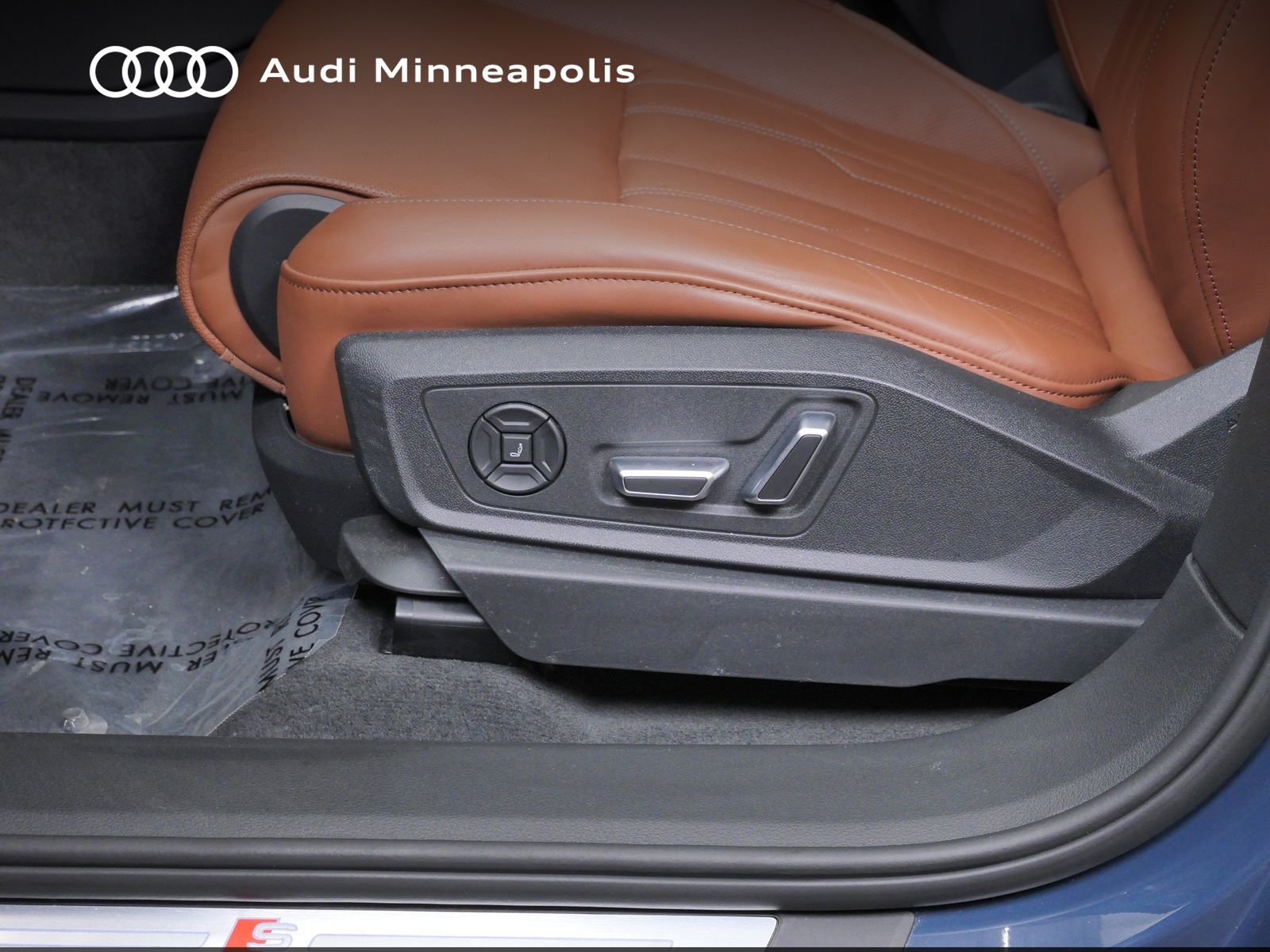Thumbnail: 2024 Audi Q8 e-tron - 14