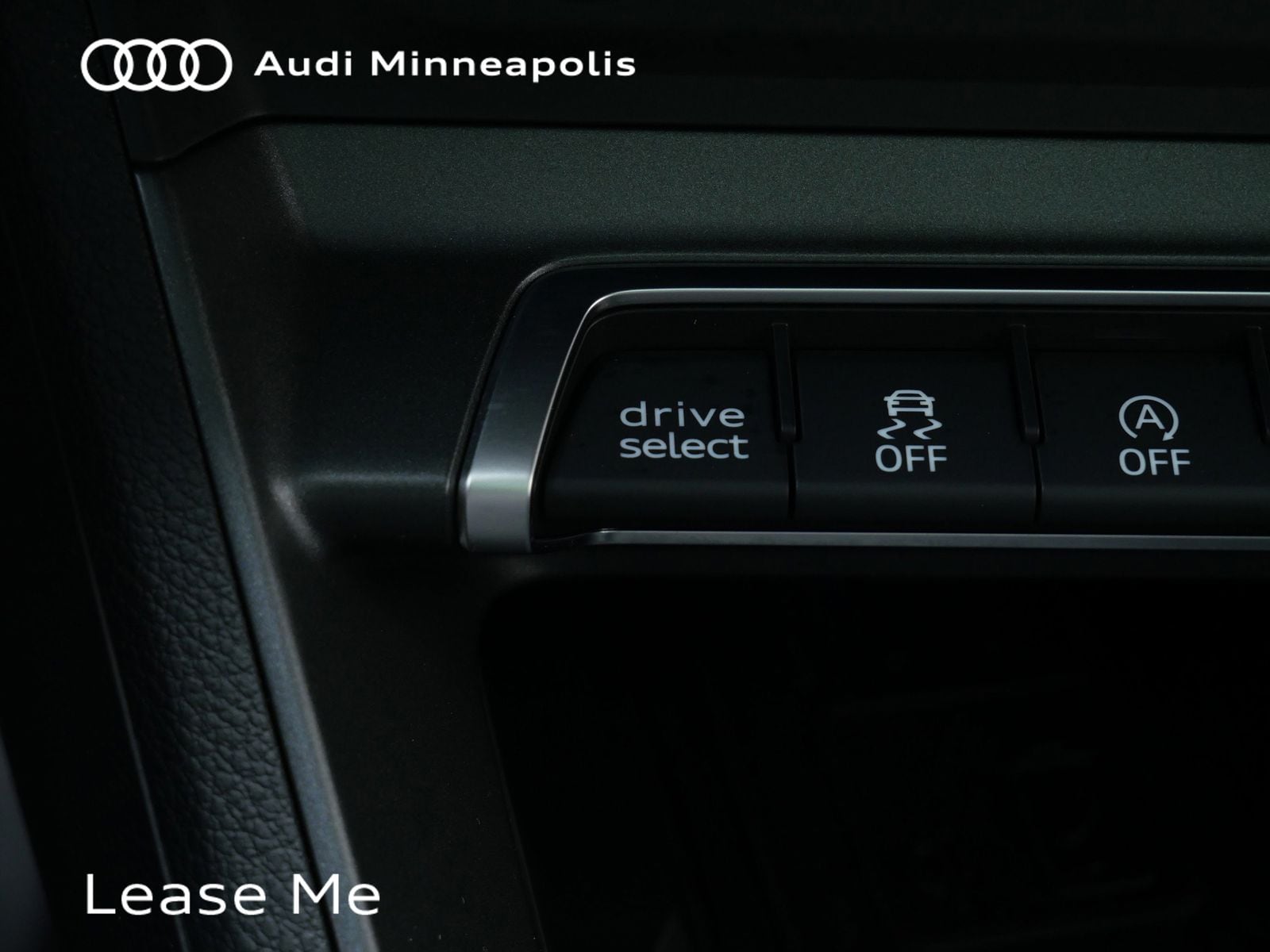 Thumbnail: 2025 Audi Q3 - 31