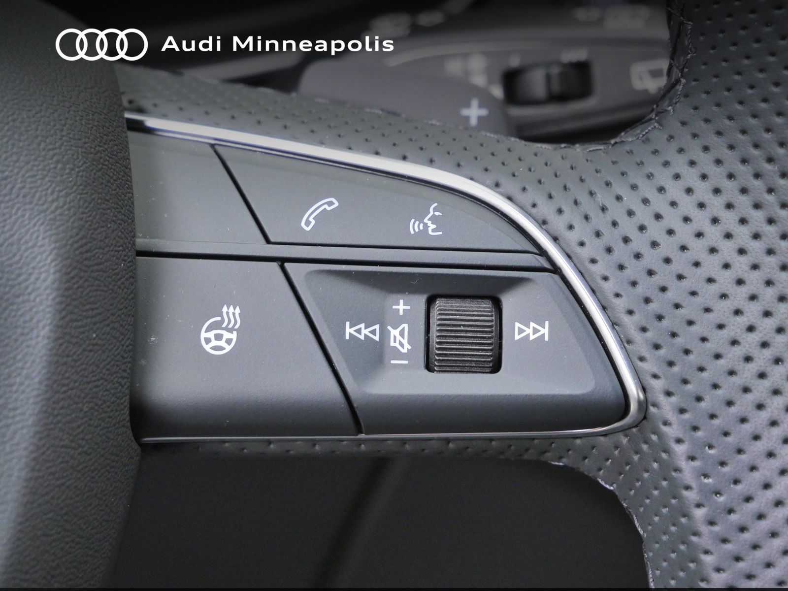 Thumbnail: 2025 Audi Q5 - 23