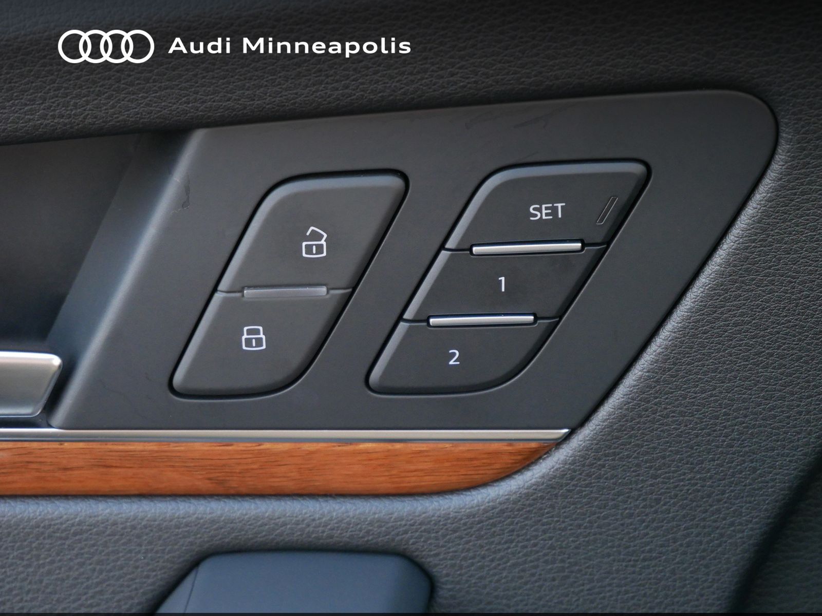 Thumbnail: 2023 Audi Q5 - 24