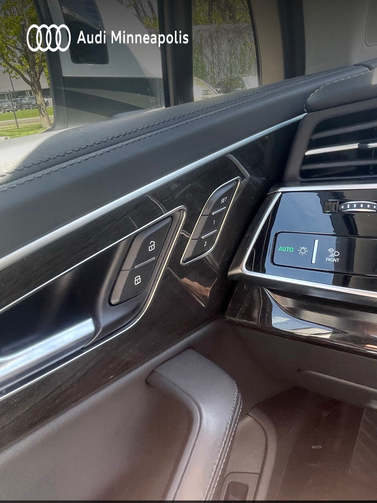 Thumbnail: 2023 Audi Q7 - 31