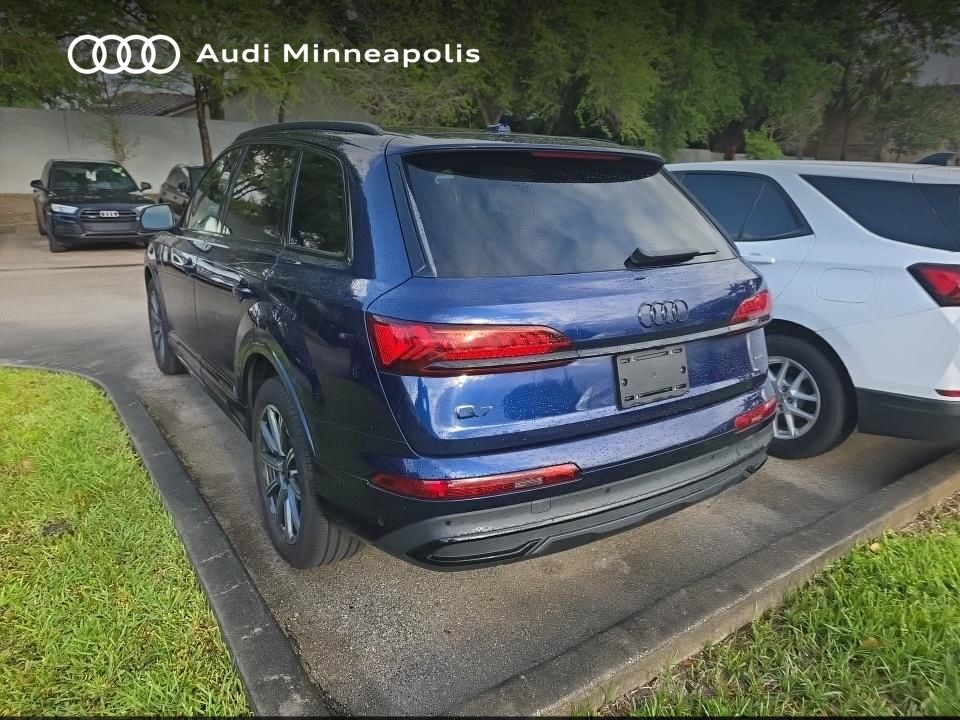 Thumbnail: 2023 Audi Q7 - 4