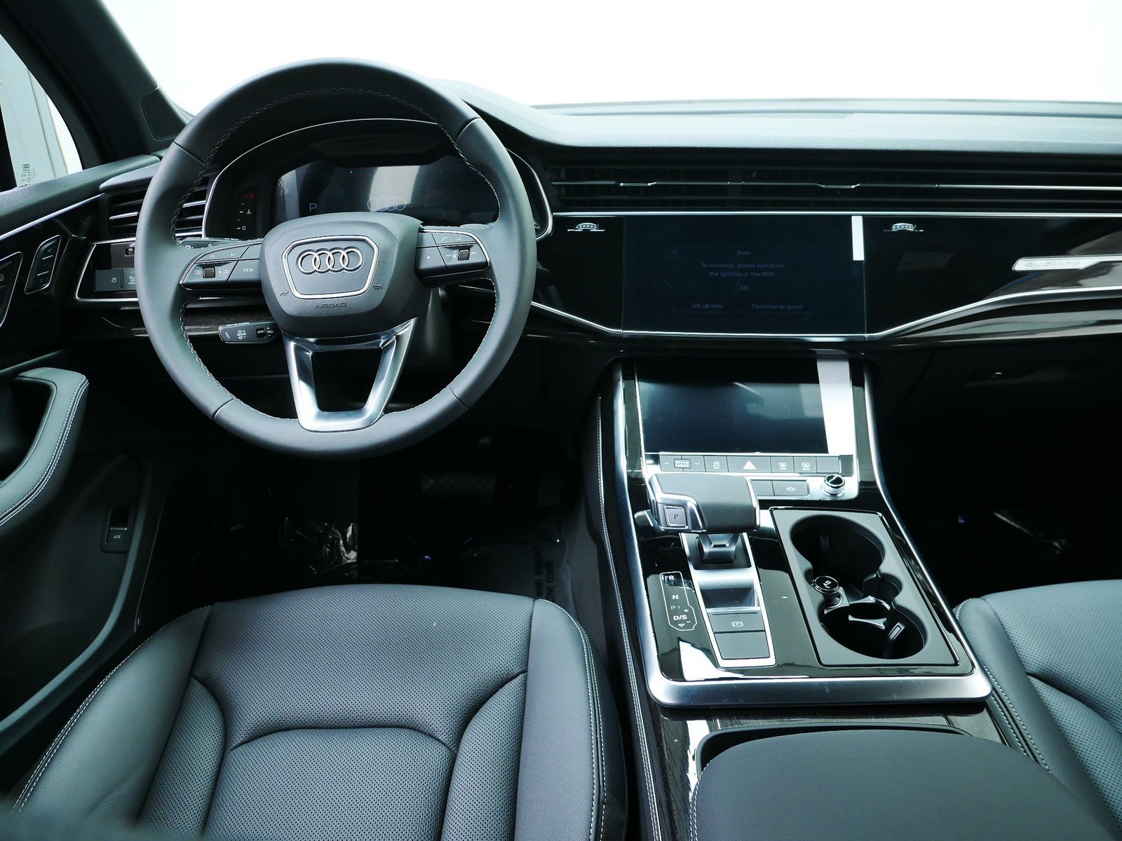 Thumbnail: 2025 Audi Q7 - 14