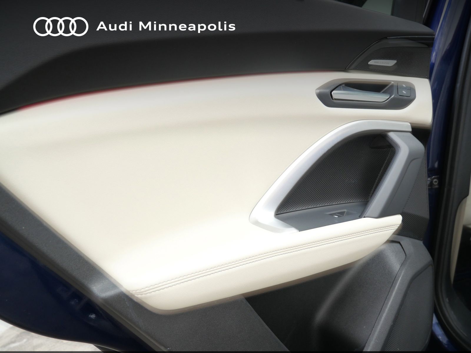 Thumbnail: 2025 Audi Q5 - 14