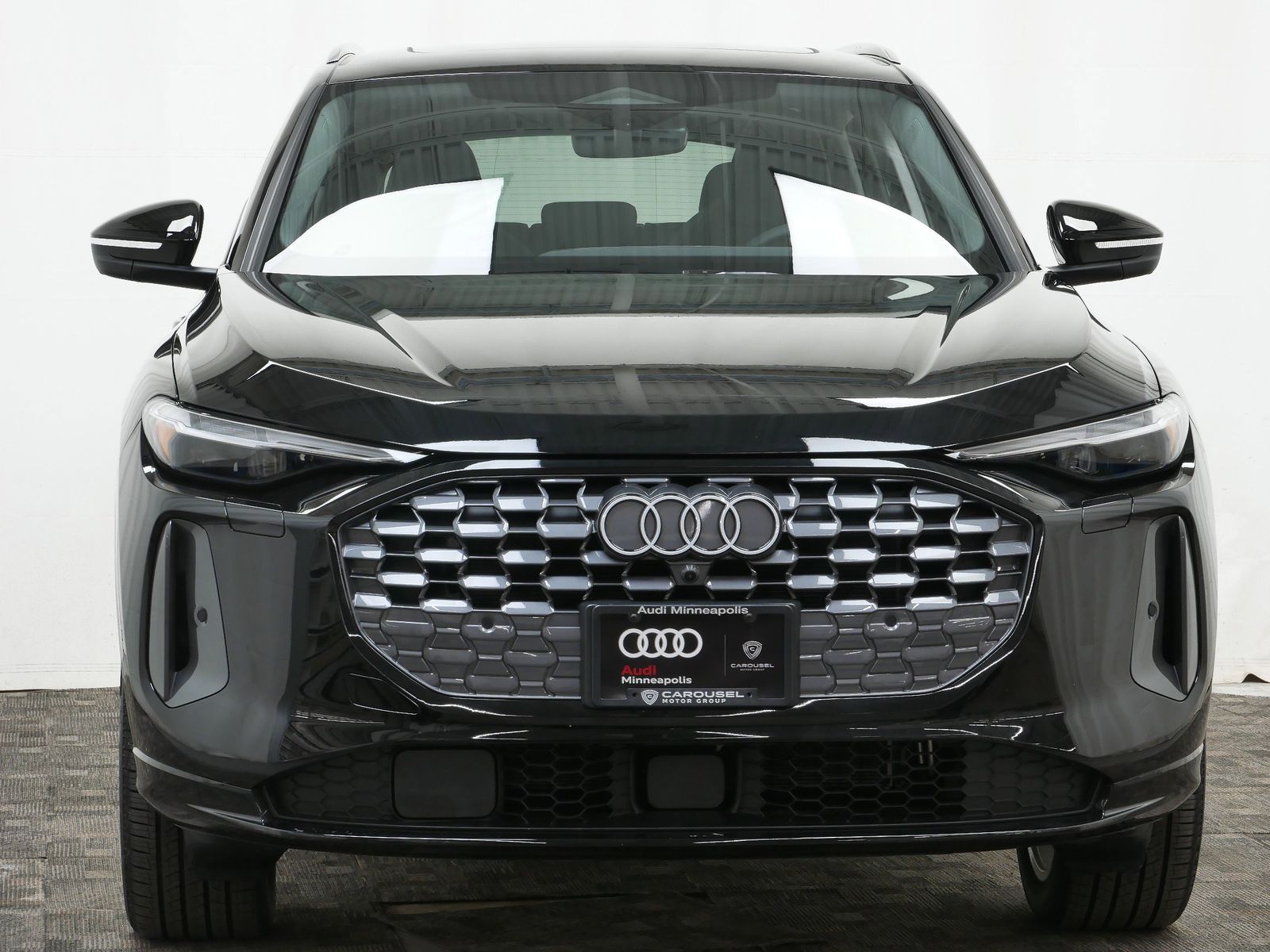 Thumbnail: 2025 Audi Q5 - 9