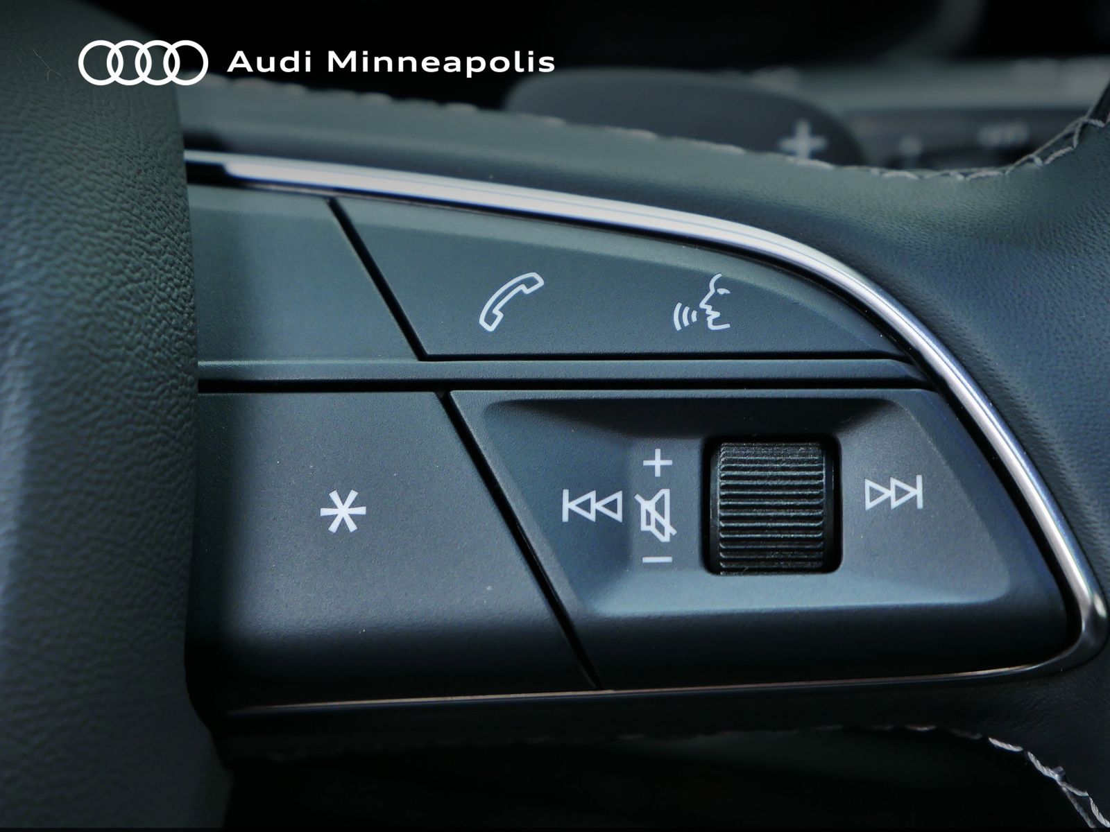 Thumbnail: 2025 Audi Q7 - 26