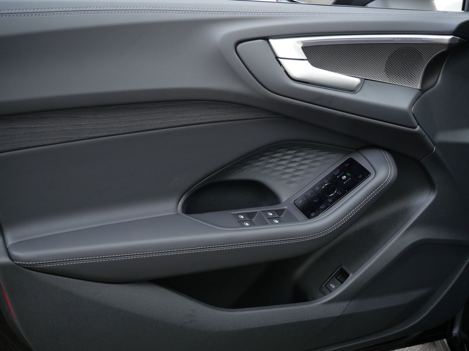 Thumbnail: 2025 Audi A5 - 10