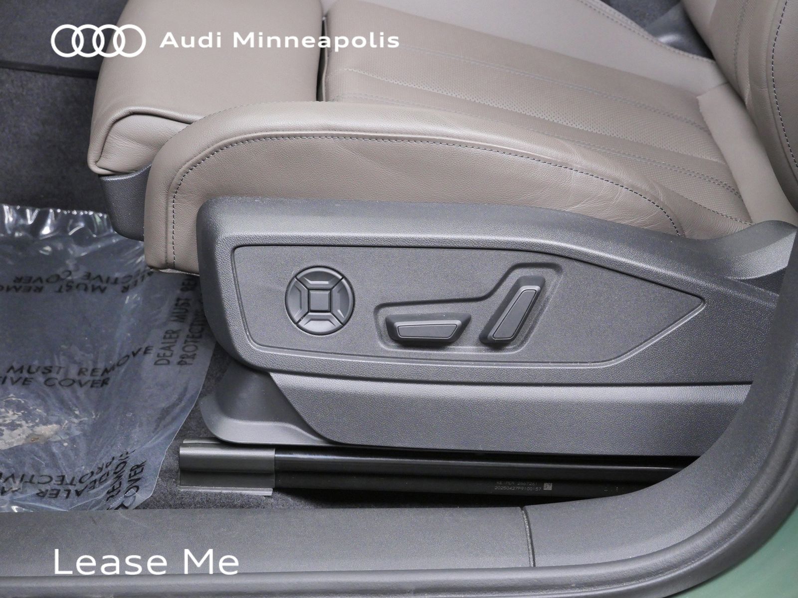 Thumbnail: 2025 Audi Q5 - 13