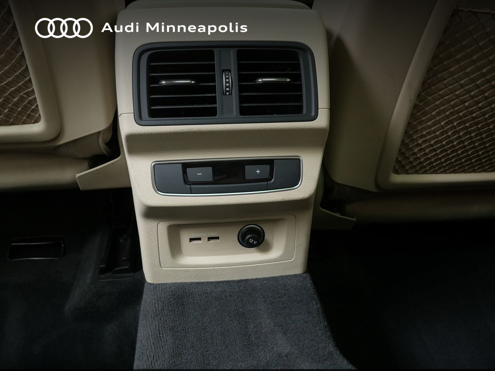 Thumbnail: 2023 Audi Q5 - 17