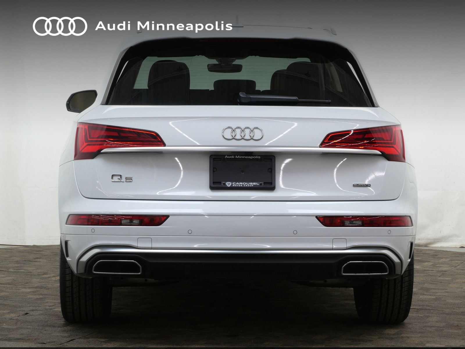 Thumbnail: 2023 Audi Q5 - 7