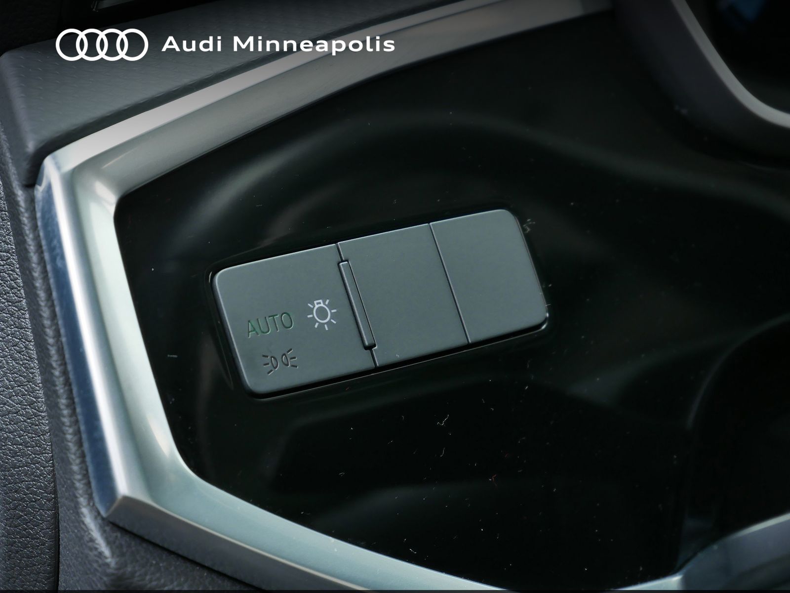 Thumbnail: 2022 Audi Q3 - 19