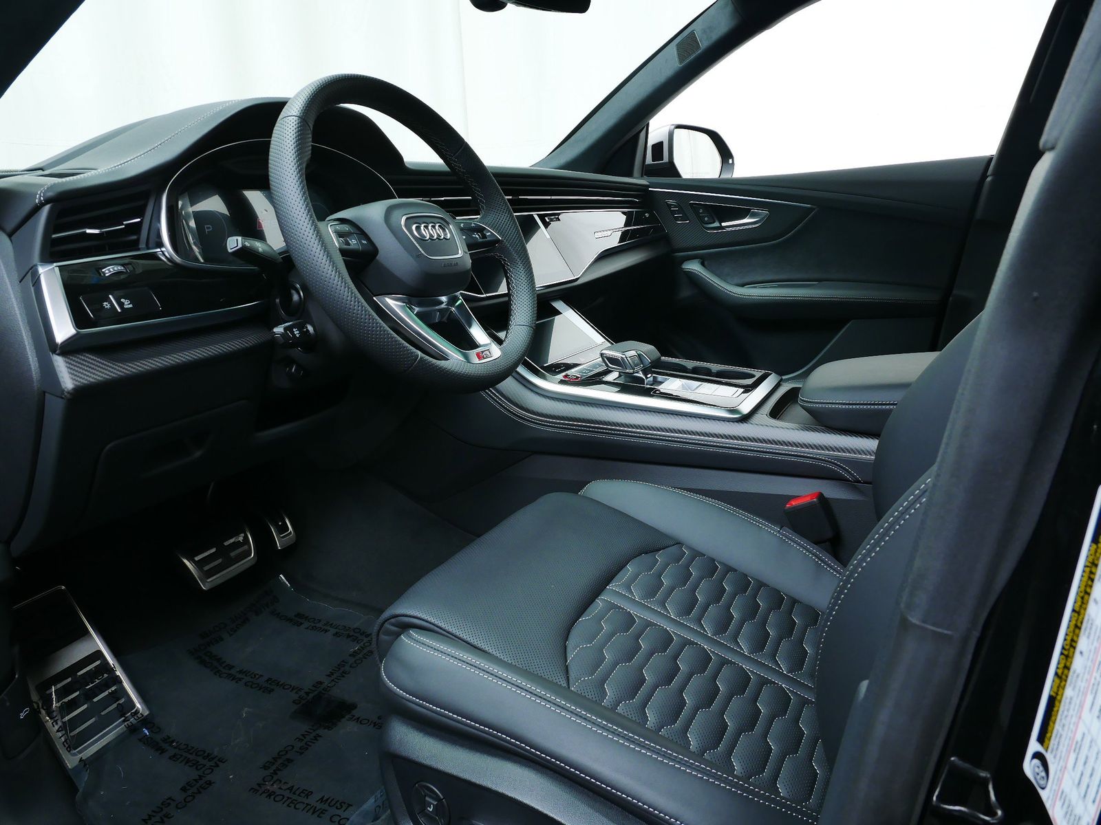 Thumbnail: 2025 Audi RS Q8 - 2