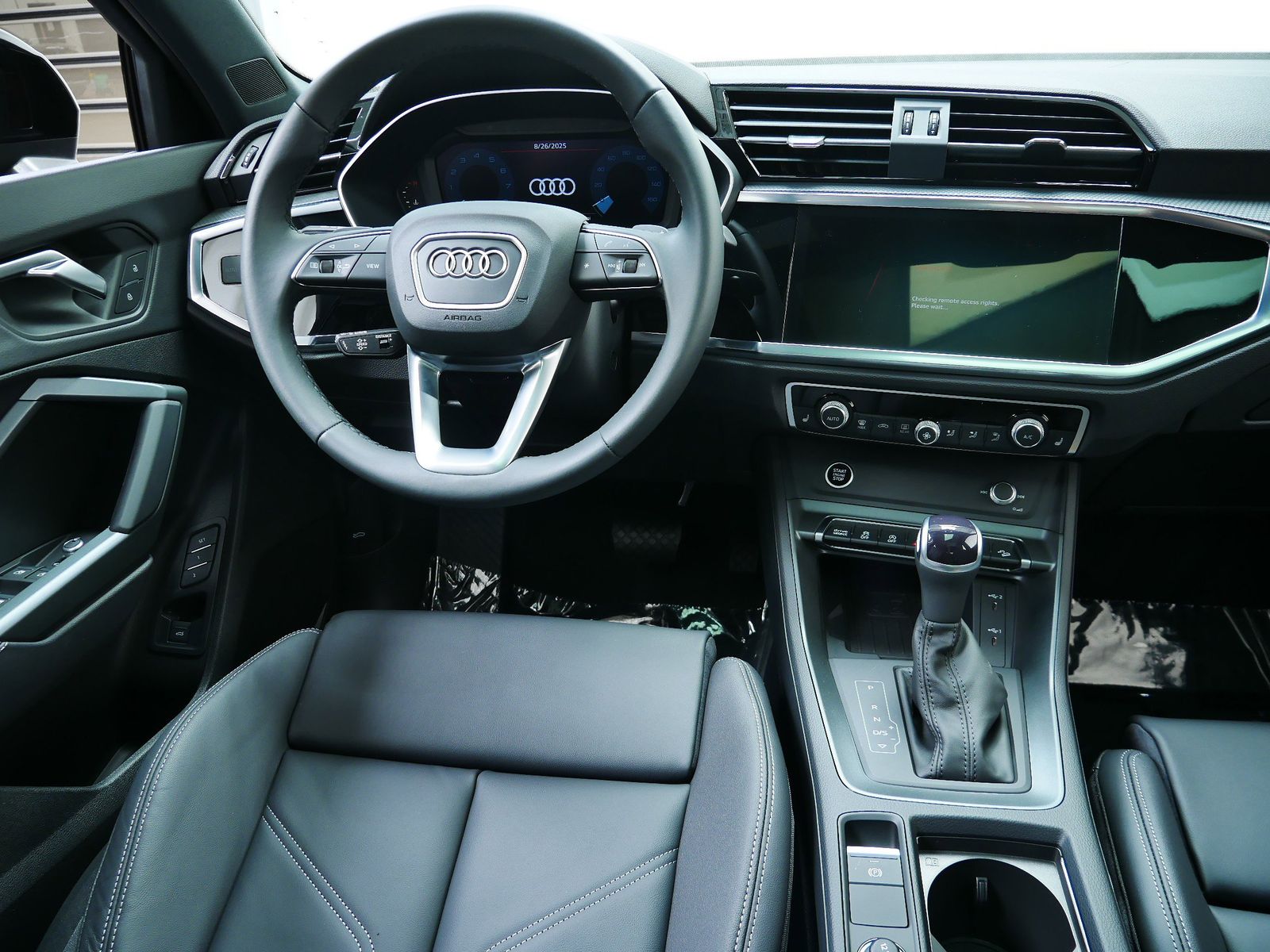 Thumbnail: 2025 Audi Q3 - 14