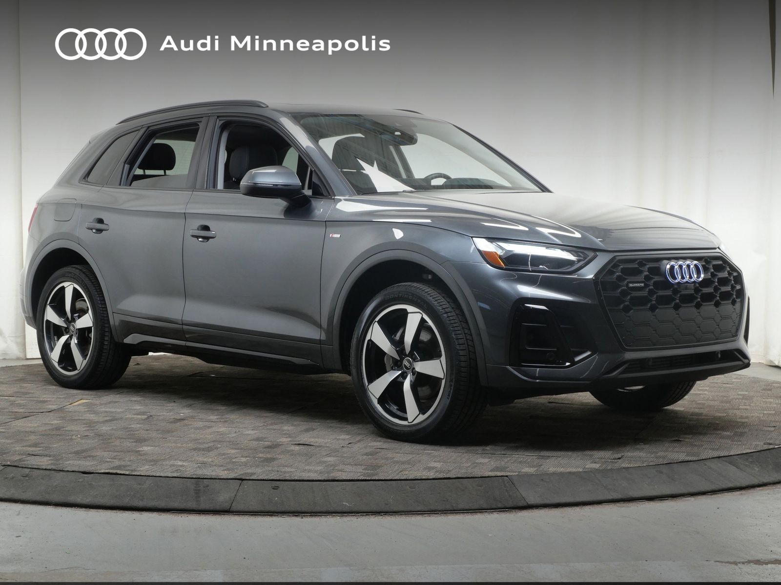 Thumbnail: 2023 Audi Q5 - 11