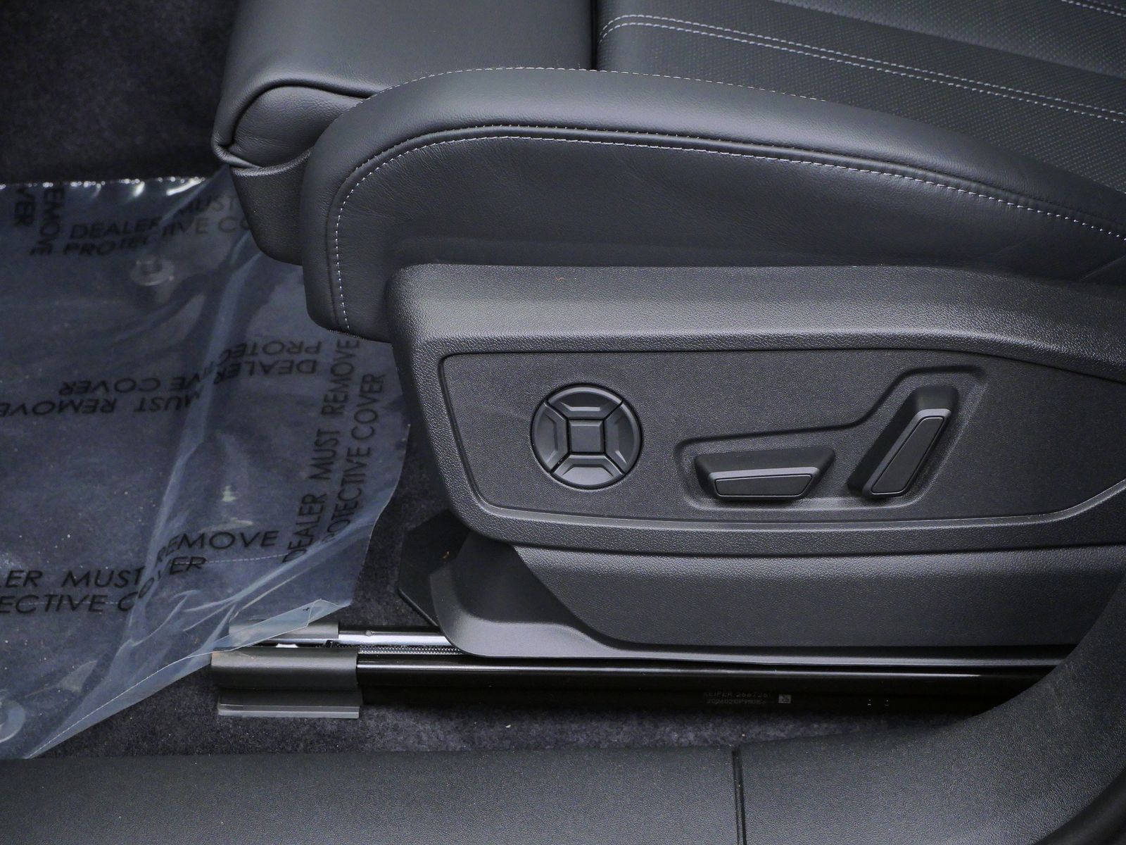 Thumbnail: 2026 Audi Q5 - 11