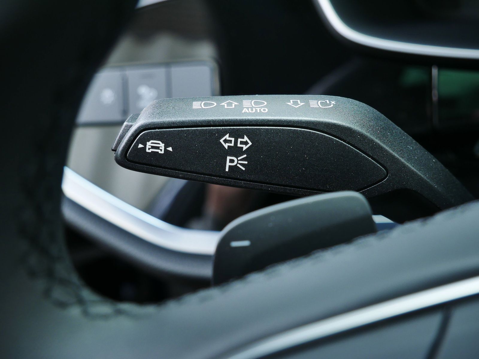 Thumbnail: 2025 Audi Q3 - 18