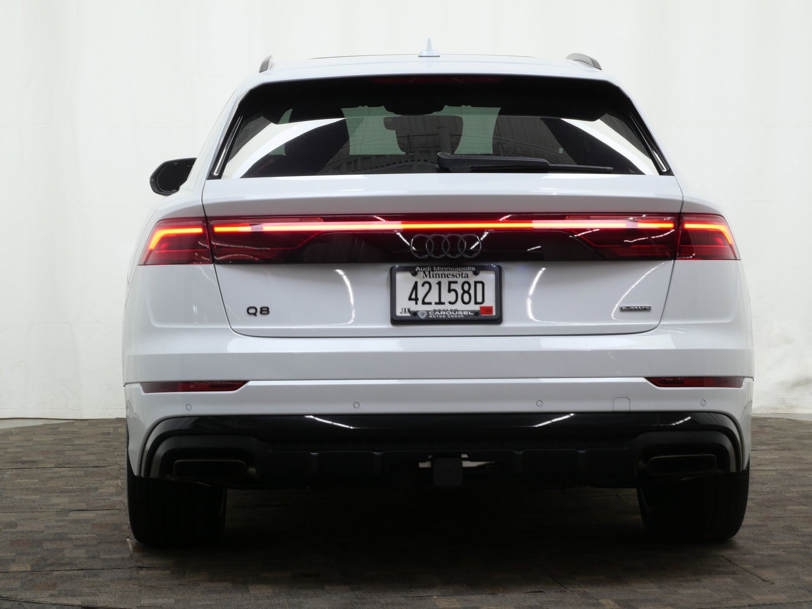 Thumbnail: 2026 Audi Q8 - 5