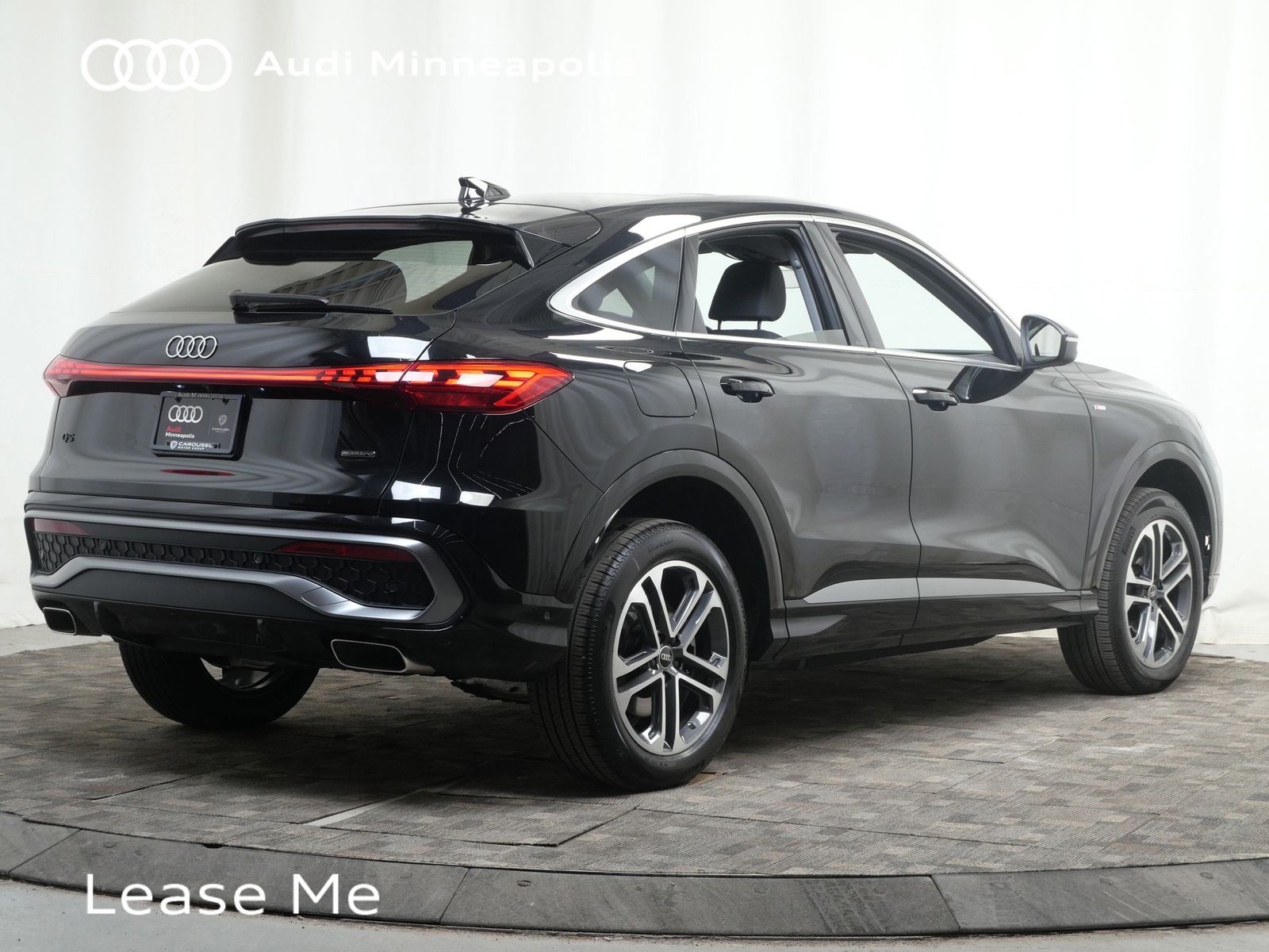 Thumbnail: 2025 Audi Q5 - 7