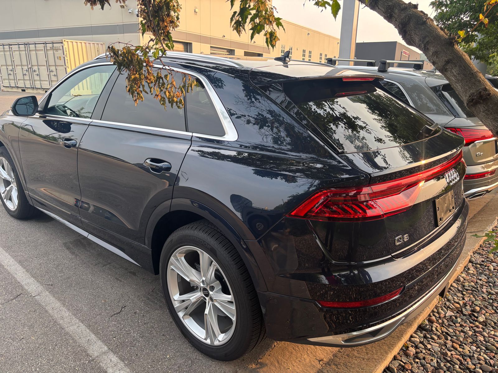 Thumbnail: 2023 Audi Q8 - 5