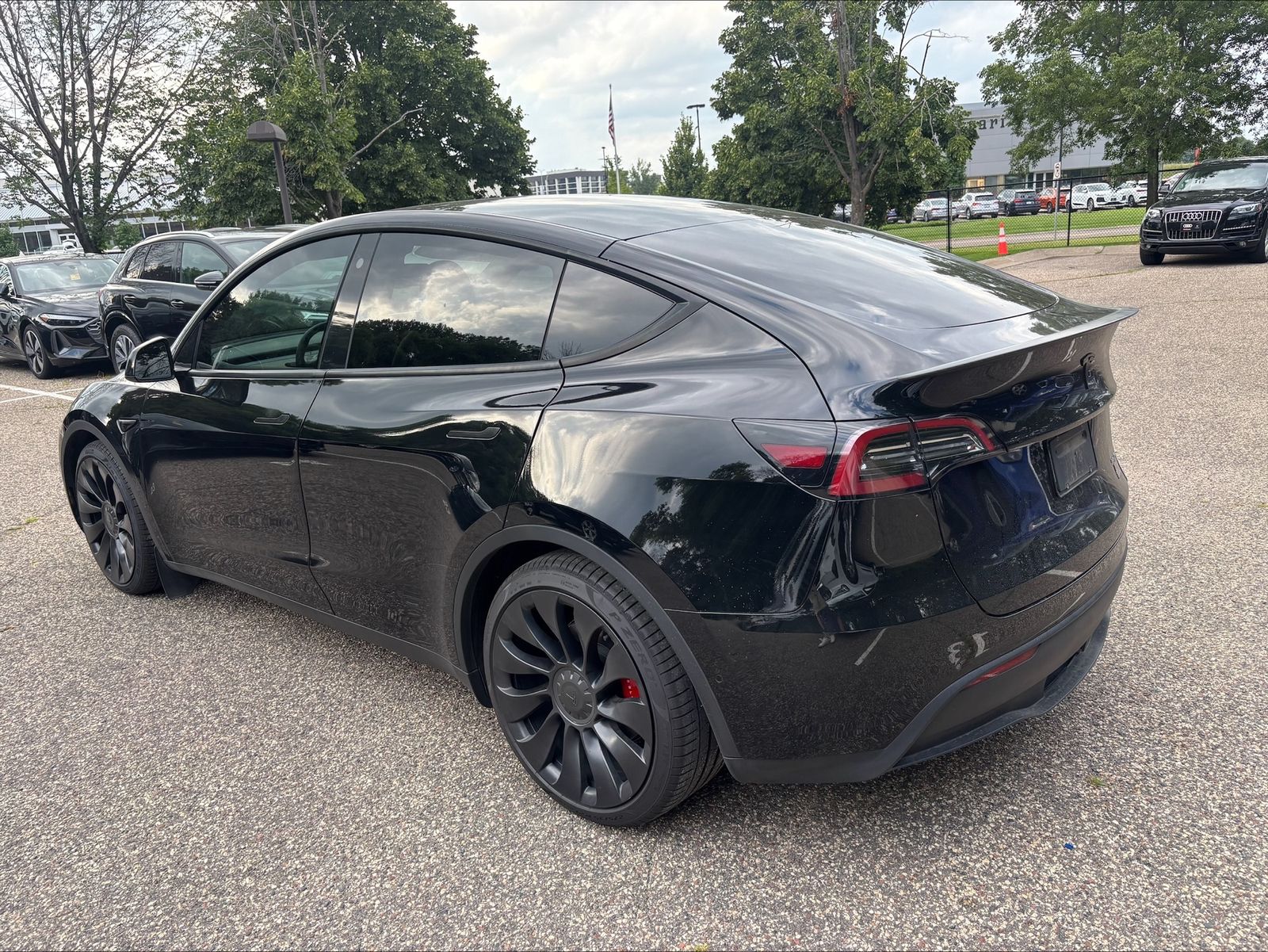 Thumbnail: 2022 Tesla Model Y - 5