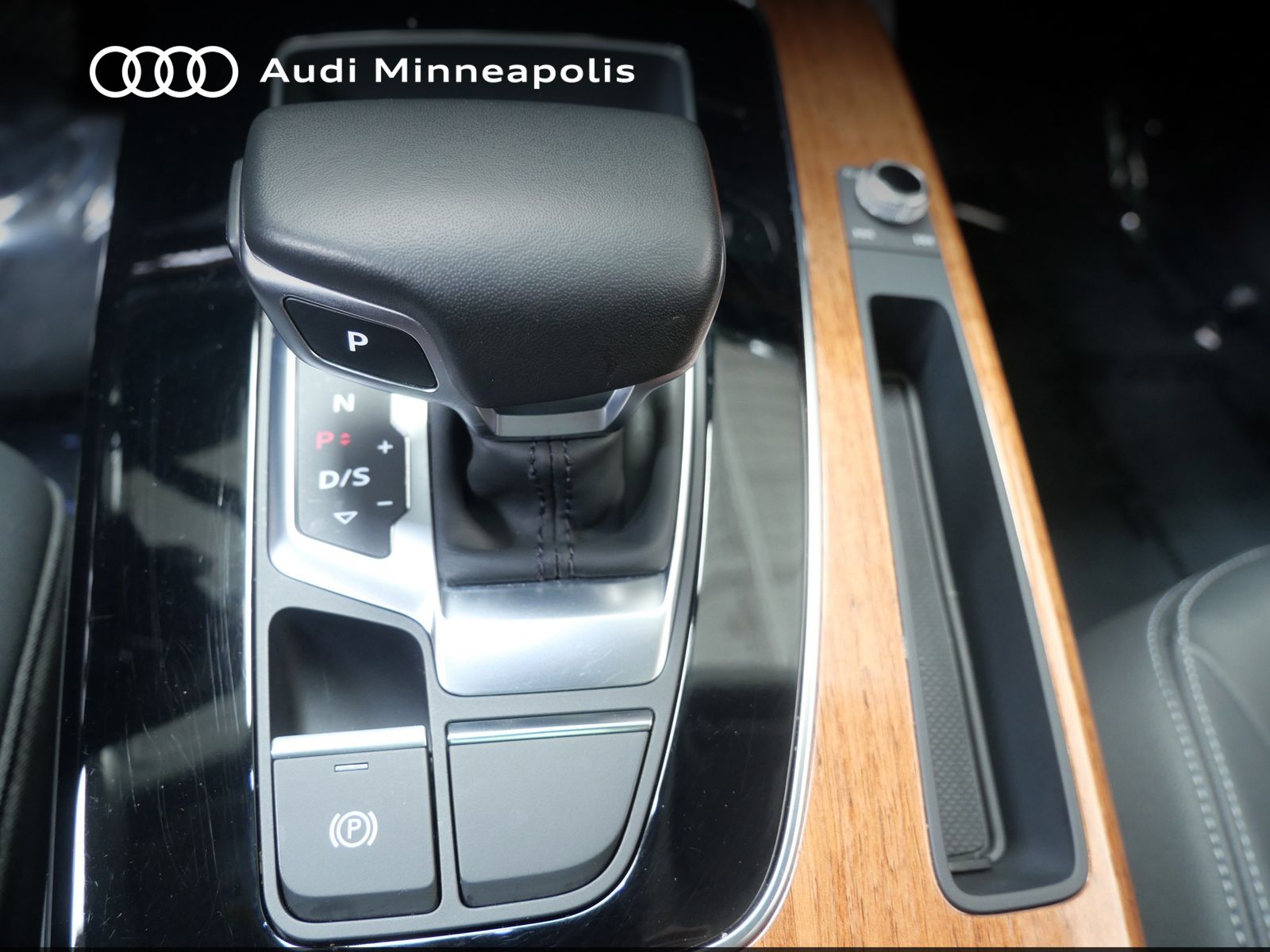 Thumbnail: 2023 Audi Q5 - 22