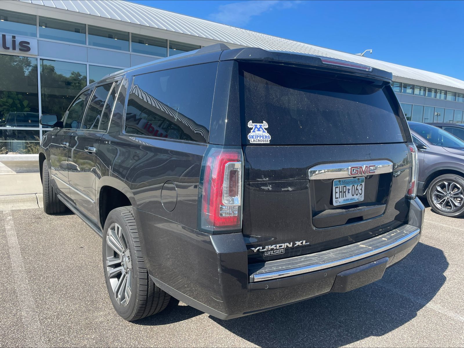 2020 GMC Yukon XL Denali 3