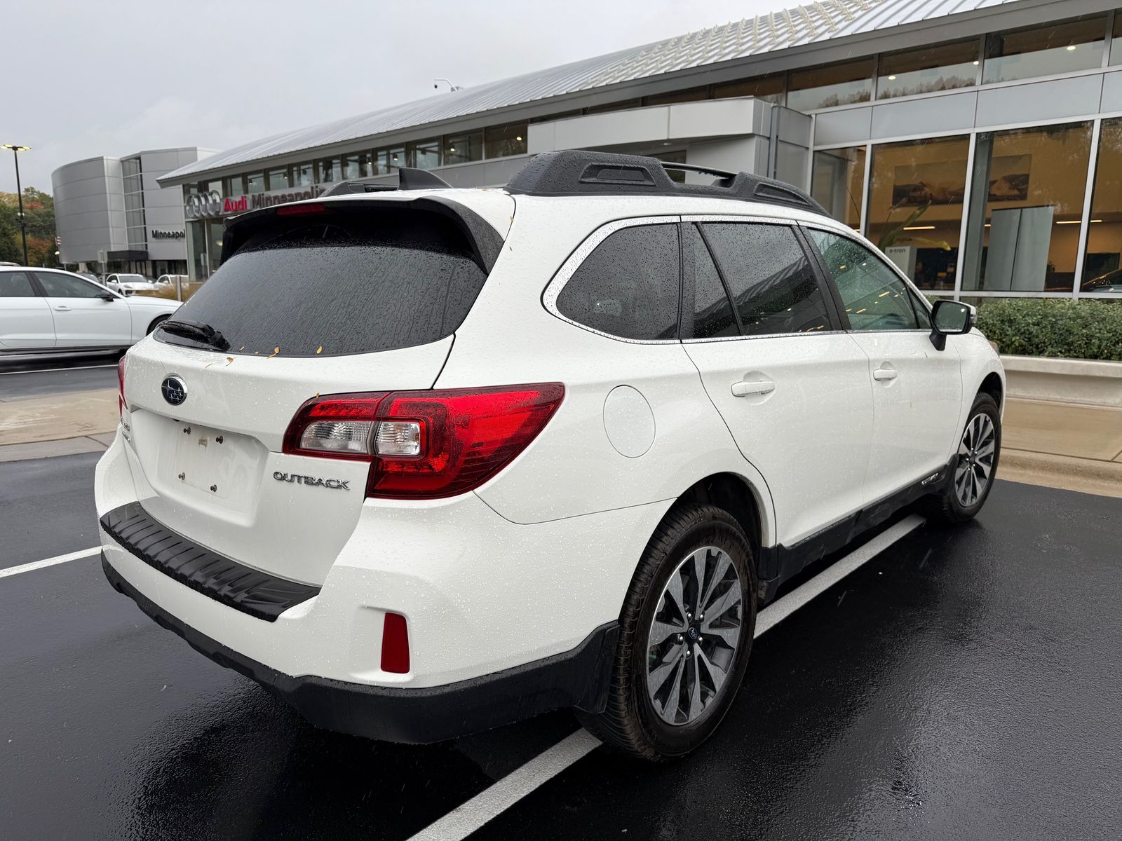 Thumbnail: 2016 Subaru Outback - 4
