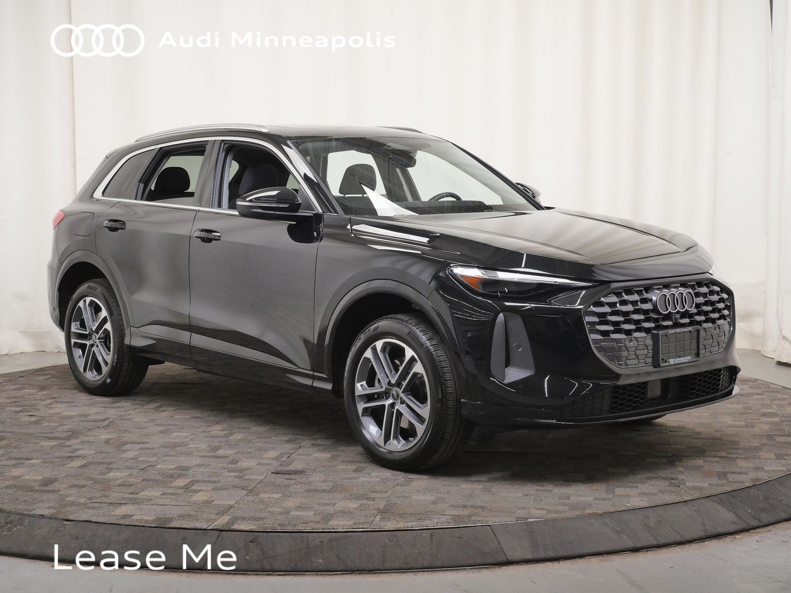 Thumbnail: 2025 Audi Q5 - 10
