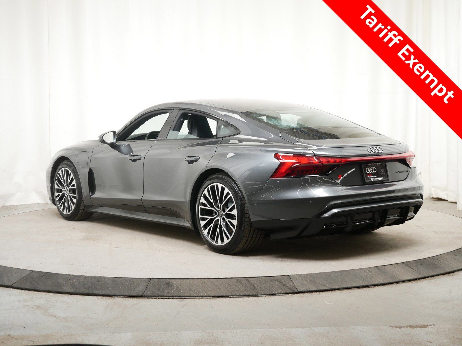 2025 Audi e-tron GT Premium Plus photo 4