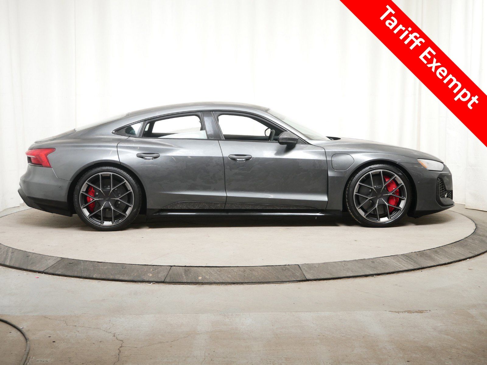 Thumbnail: 2025 Audi RS e-tron GT - 7